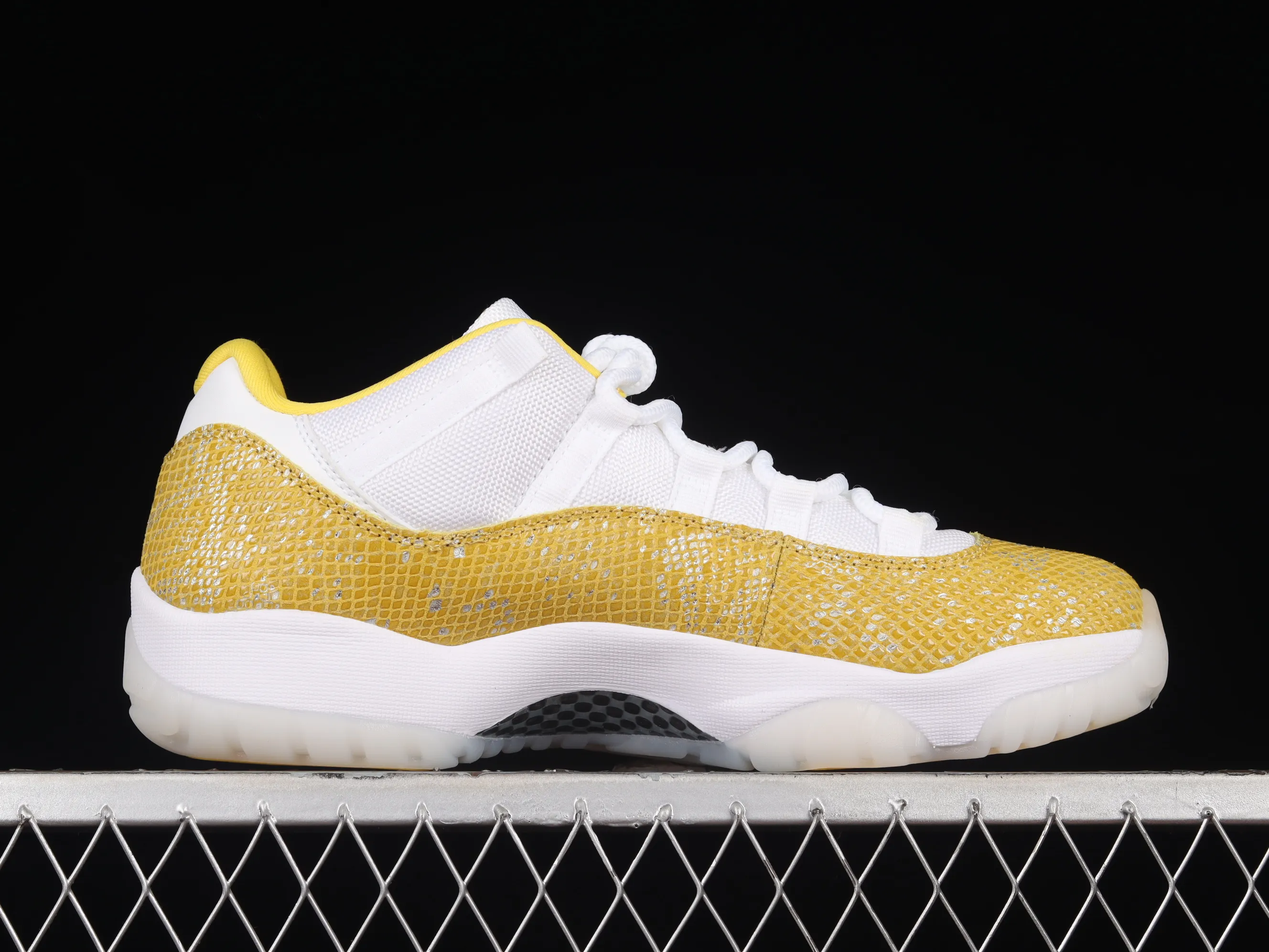 All categories Air Jordan Jordan series basketball shoes Air Jordan 11 F version Air Jordan AJ11 Low SE "Yellow Snakeskin" AJ11 Joe 11 yellow snake pattern genuine carbon AH7860-107